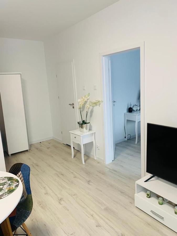 Apartament Walczaka 15 Miejsce Parkingowe Gorzow Wielkopolski Ngoại thất bức ảnh